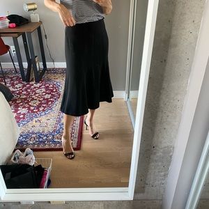 CLUB MONACO MIDI SKIRT